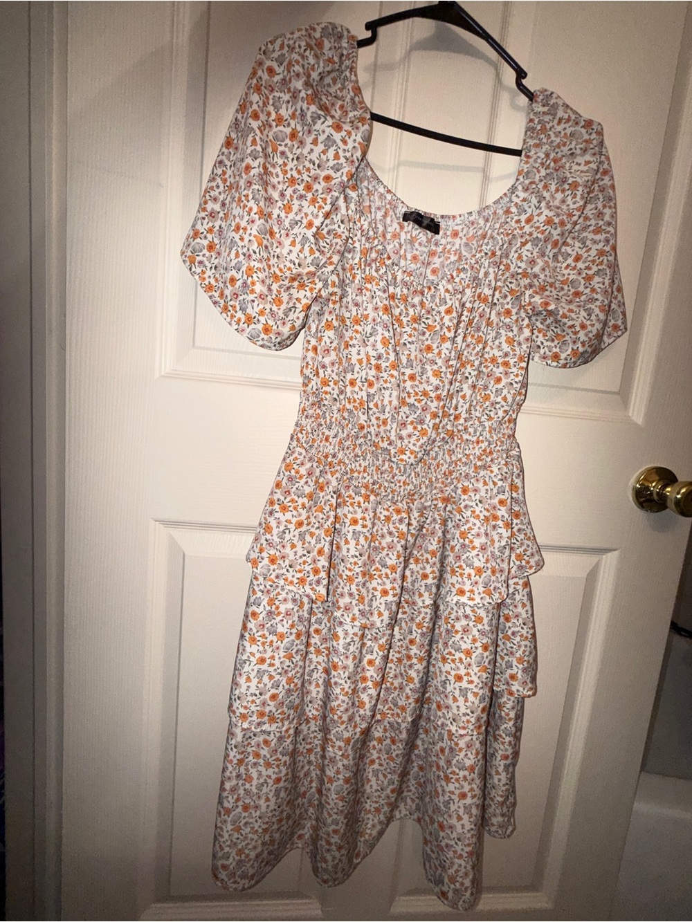 Smocked Pretty Garden Midi Dress in Orange Floral and White Size Large